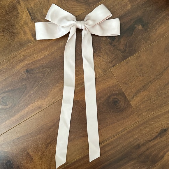 Target Light Pink Hair Bow - Picture 1 of 1